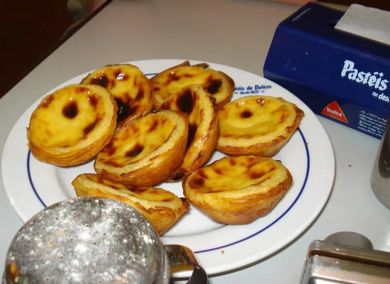 ¿Cómo se llama el dulce tipico de Lisboa?